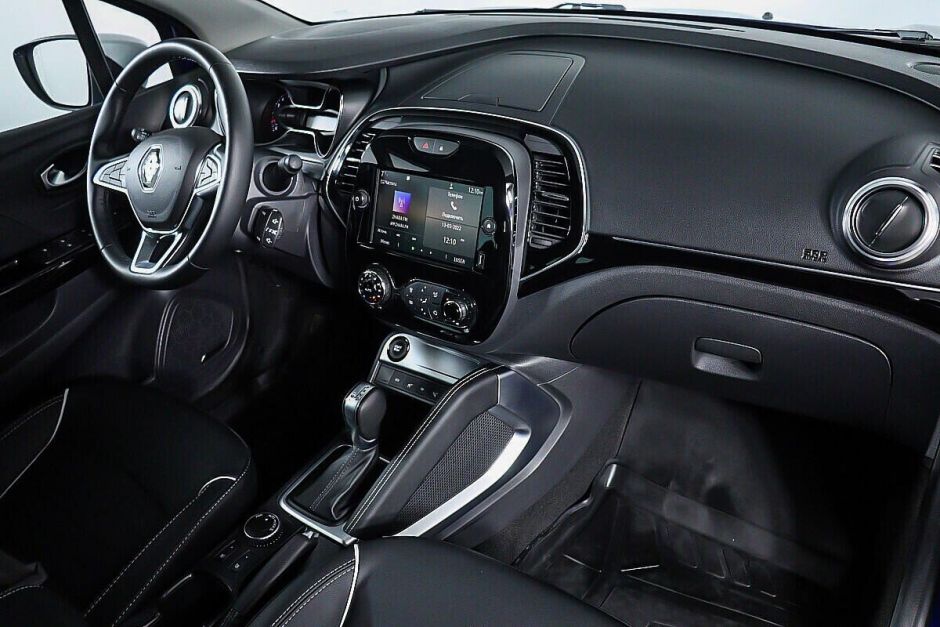 Renault Kaptur, 2.0 л, АТ, 2018 фото 9