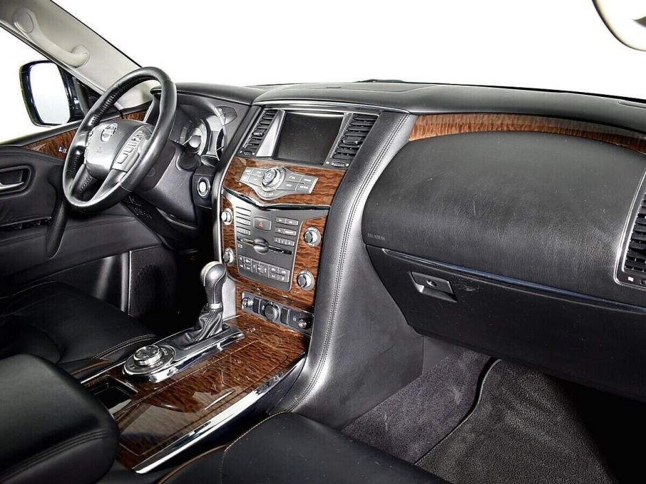 Nissan Patrol, 5.6 л, АТ, 2012 фото 9