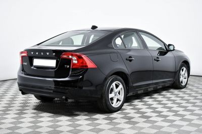 Volvo S60, 1.5 л, АКПП, 2017 фото 4