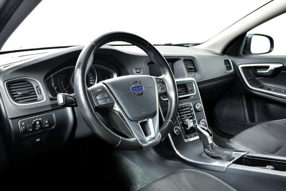 Volvo S60, 1.5 л, АТ, 2017 фото 7