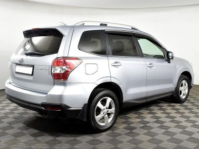 Subaru Forester, 2.5 л, CVT, 2015 фото 4