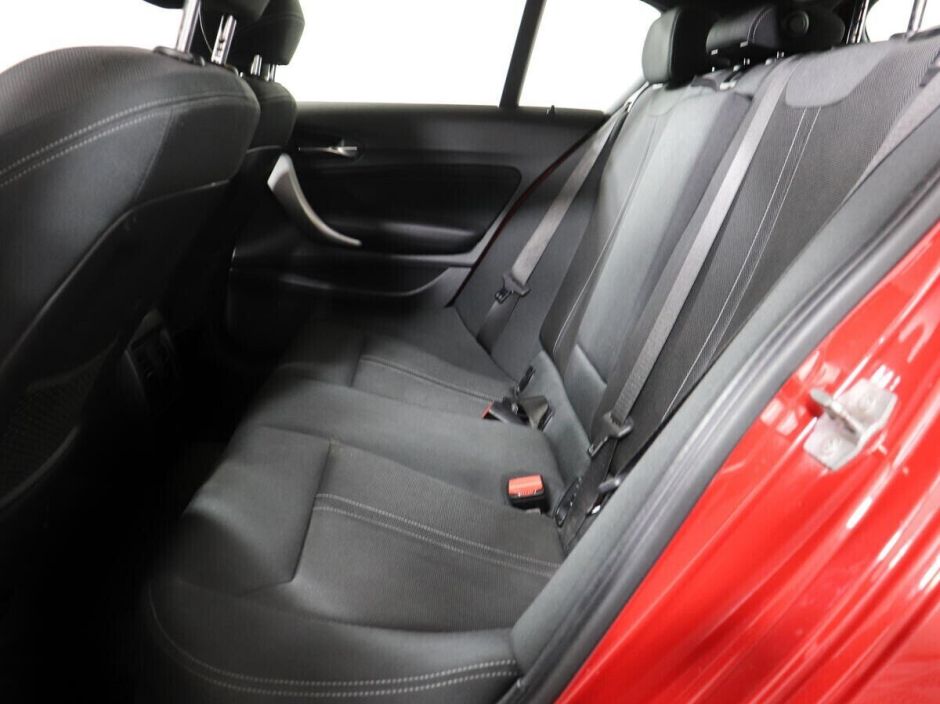 BMW 1 серии, 1.5 л, АТ, 2019 фото 1