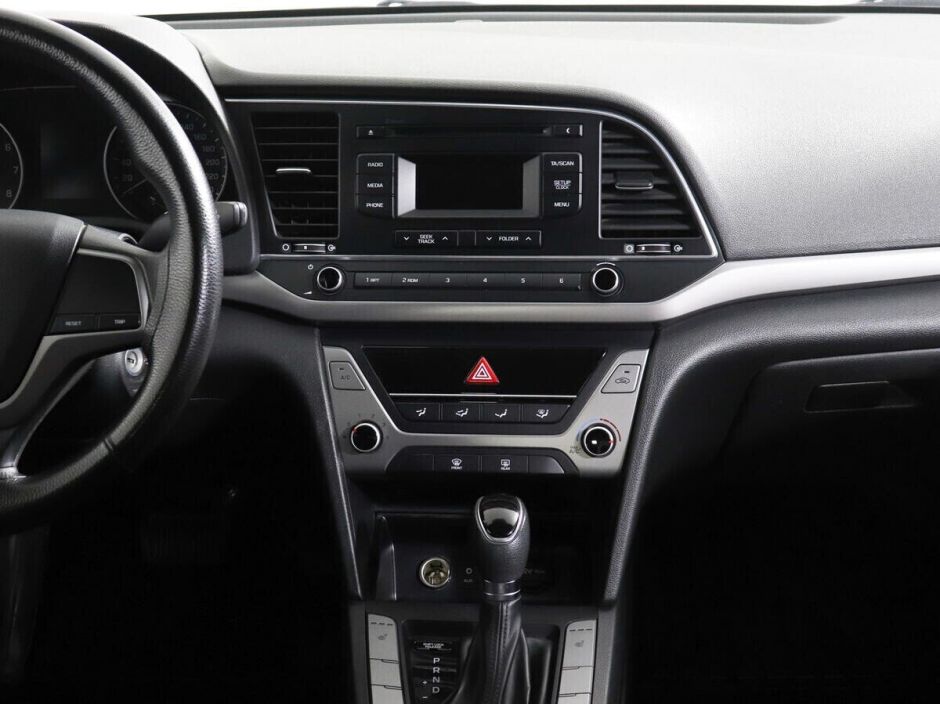 Hyundai Elantra, 1.6 л, АТ, 2016 фото 9