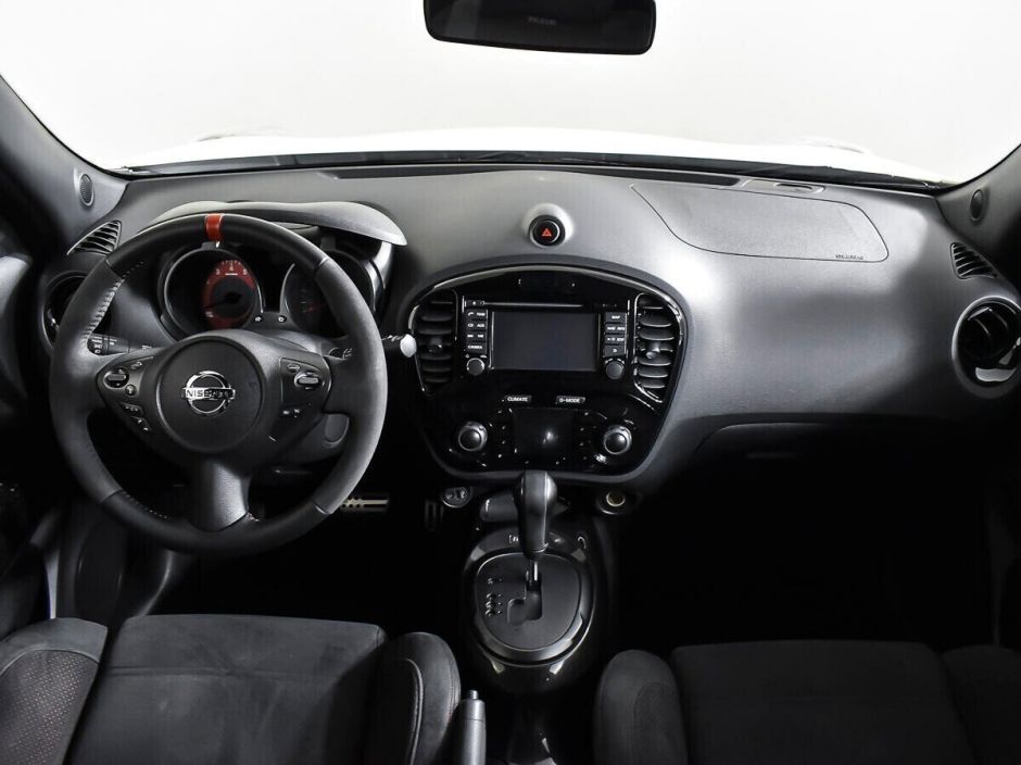 Nissan Juke, 1.6 л, Вариатор, 2013 фото 8