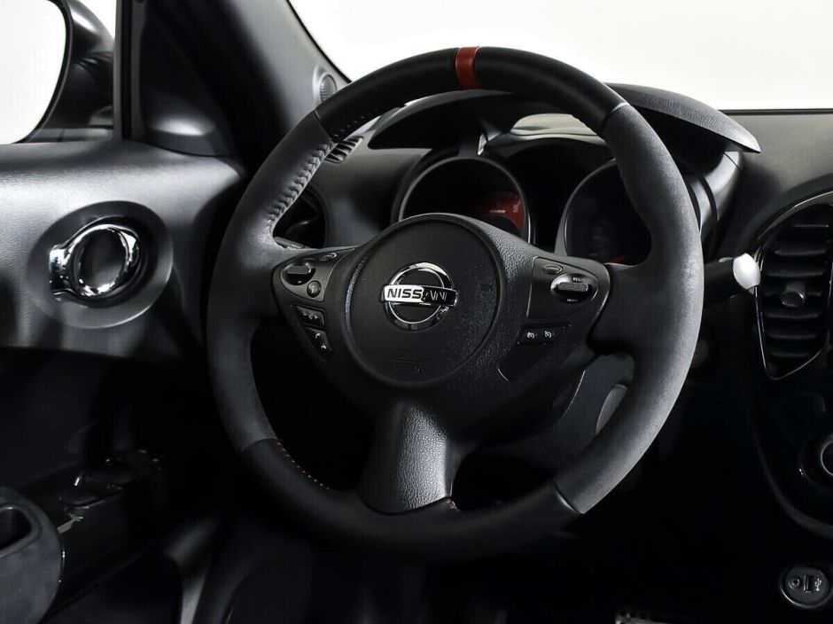 Nissan Juke, 1.6 л, Вариатор, 2013 фото 9