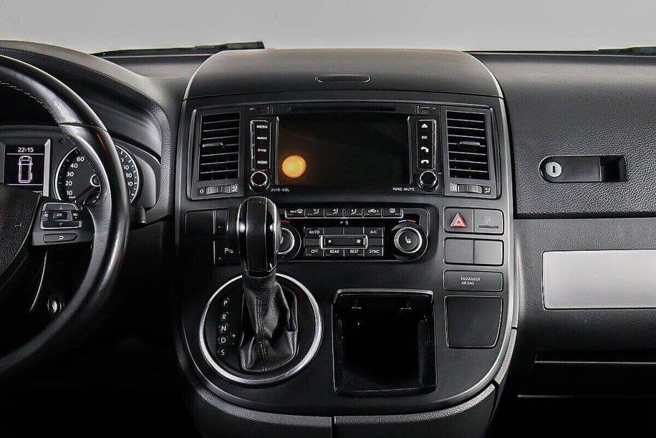 Volkswagen Multivan, 2.0 л, Робот, 2014 фото 9