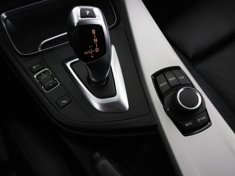 BMW 3 серии, 2.0 л, АТ, 2018 фото 11