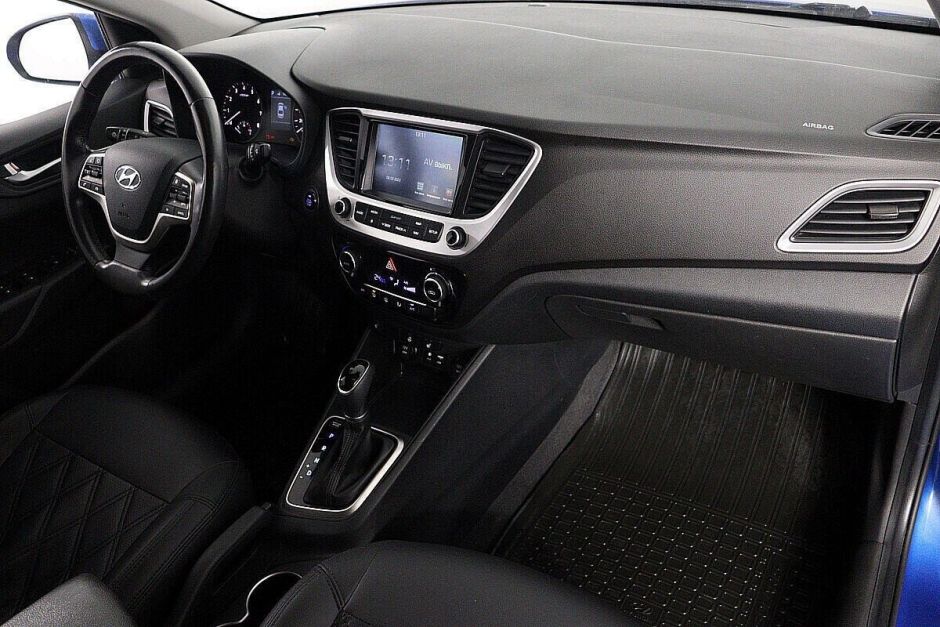 Hyundai Solaris, 1.6 л, АТ, 2017 фото 2