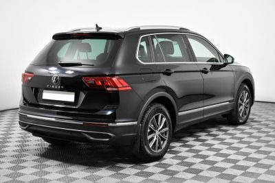 Volkswagen Tiguan, 1.5 л, РКПП, 2018 фото 4