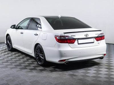 Toyota Camry, 3.5 л, АКПП, 2017 фото 6