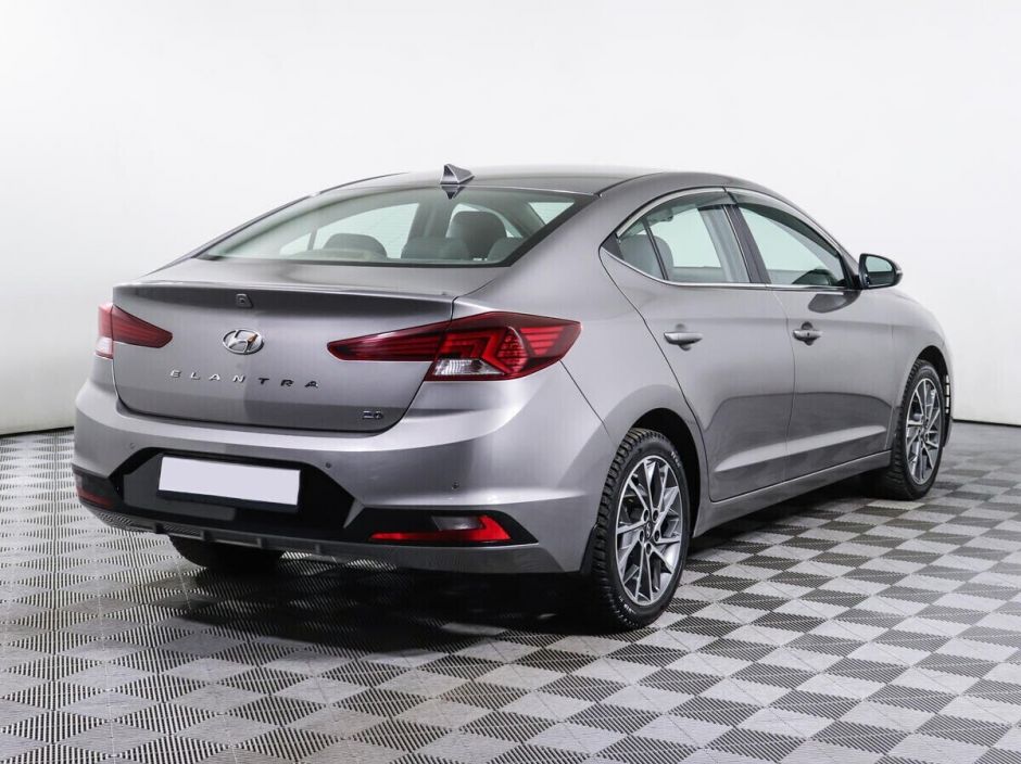 Hyundai Elantra, 2.0 л, АТ, 2019 фото 4