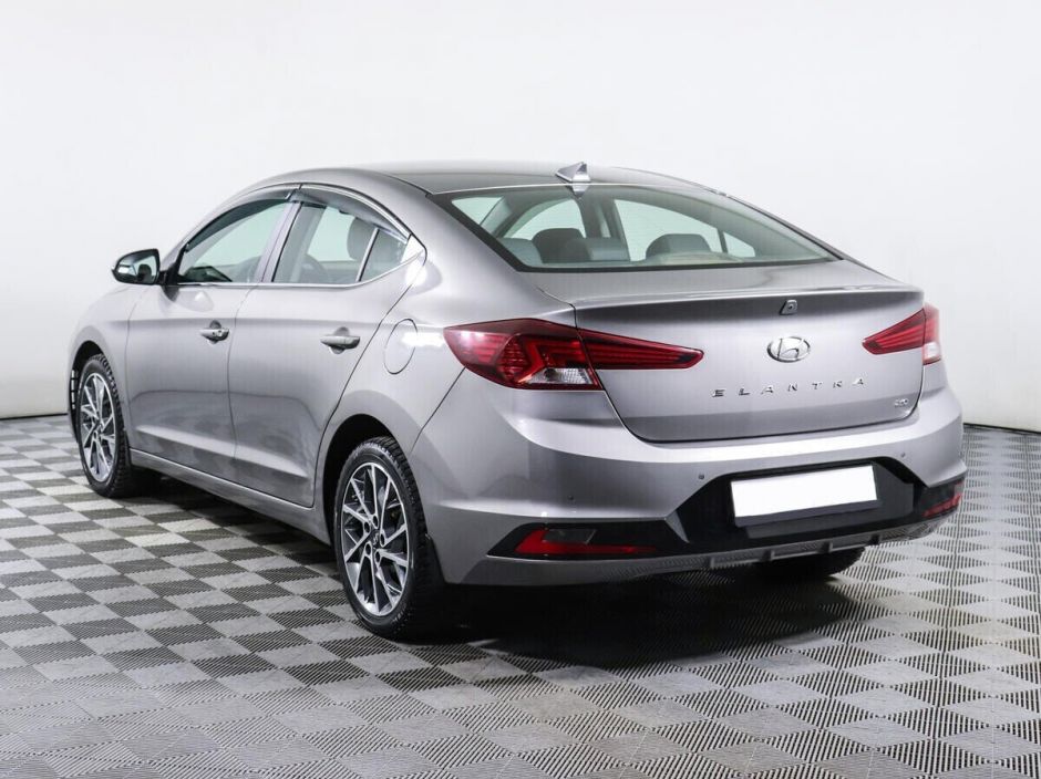 Hyundai Elantra, 2.0 л, АТ, 2019 фото 6