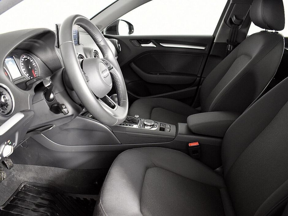 Audi A3, 1.5 л, Робот, 2018 фото 9