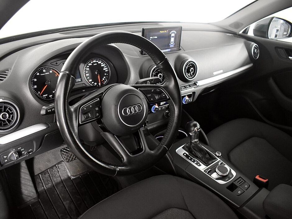 Audi A3, 1.5 л, Робот, 2017 фото 10