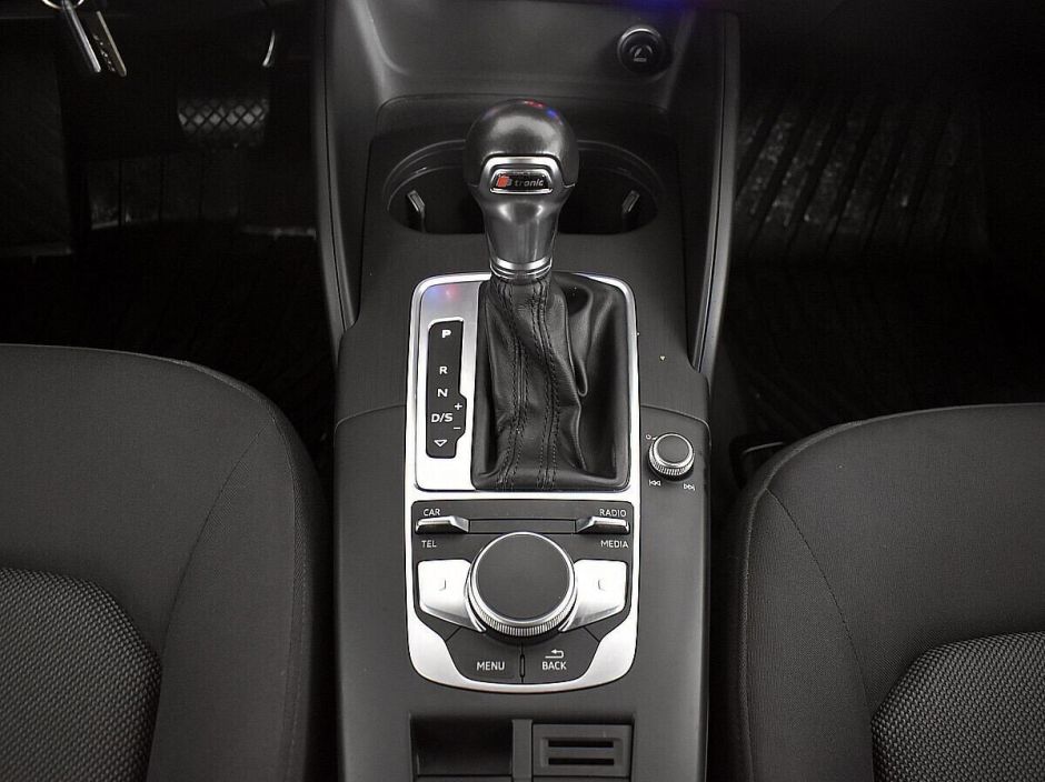 Audi A3, 1.5 л, Робот, 2017 фото 2