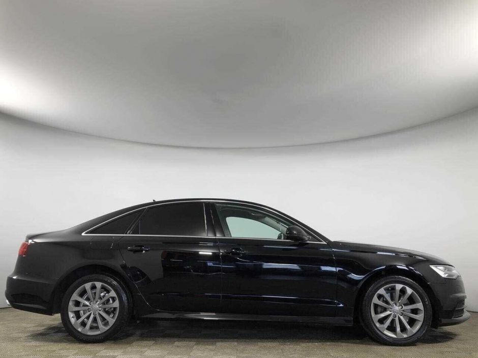 Audi A6, 1.8 л, Робот, 2017 фото 9