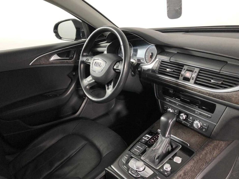 Audi A6, 1.8 л, Робот, 2017 фото 11