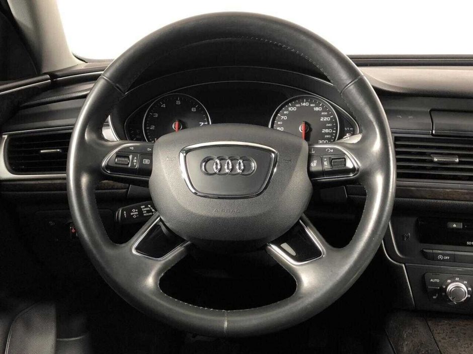 Audi A6, 1.8 л, Робот, 2017 фото 12
