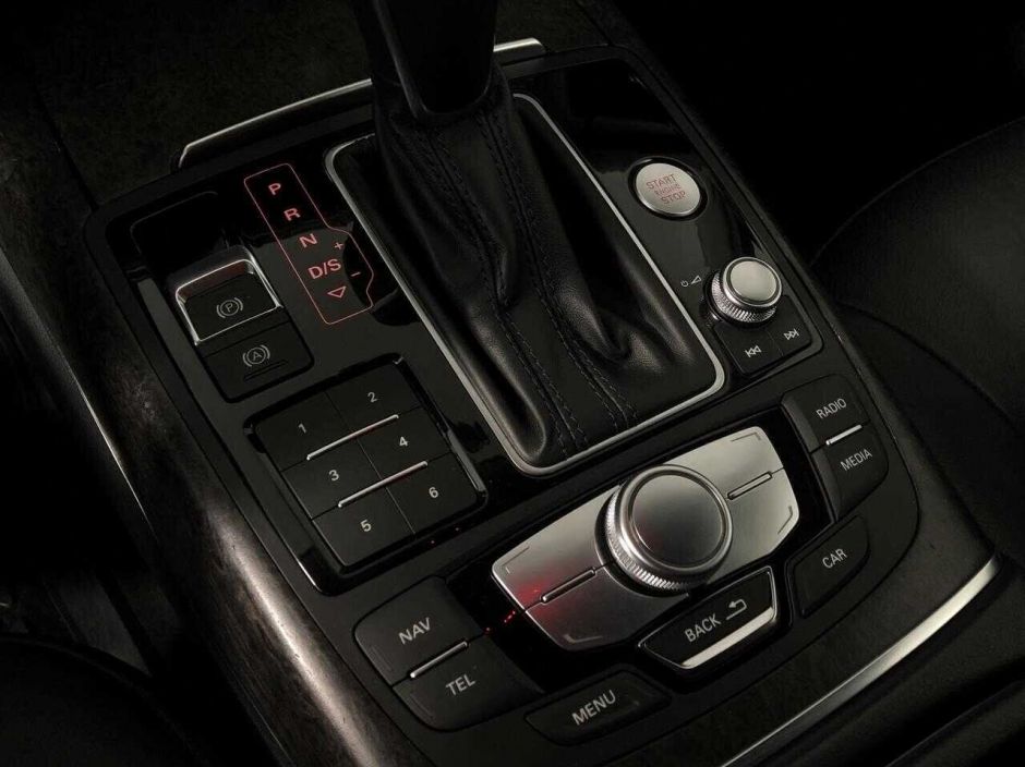 Audi A6, 1.8 л, Робот, 2017 фото 14