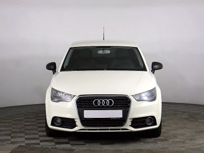 Audi A1, 1.4 л, РКПП, 2011 фото 5