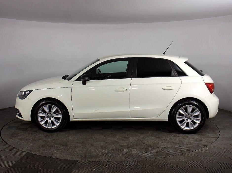 Audi A1, 1.4 л, Робот, 2011 фото 8