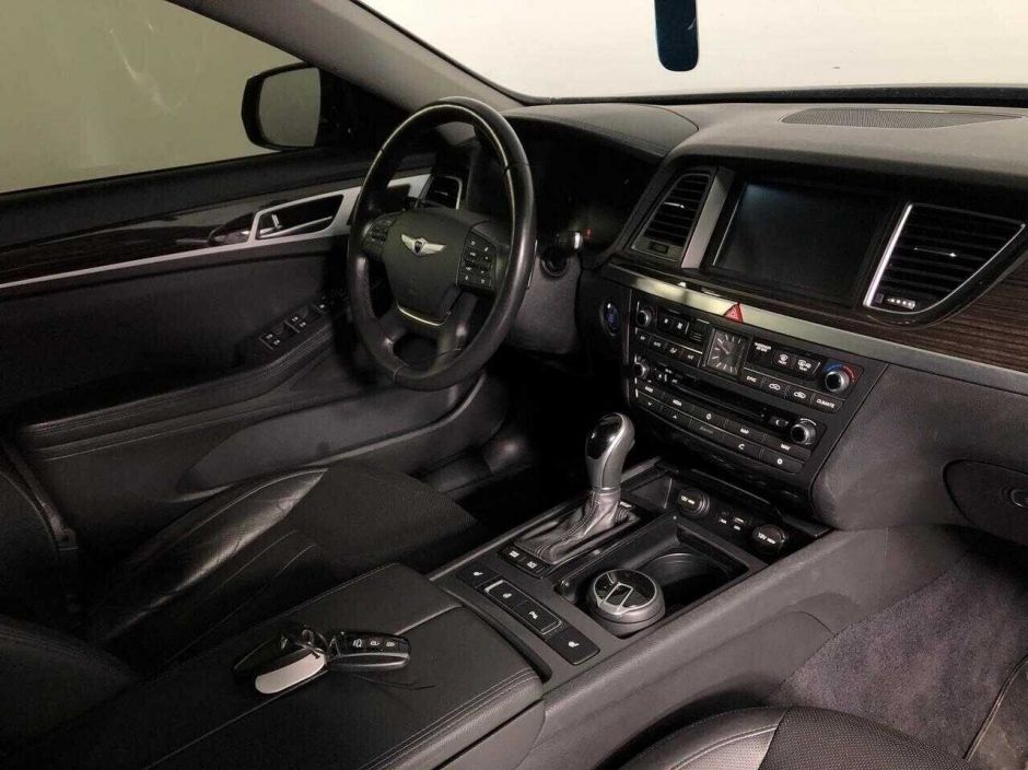Hyundai Genesis, 3.0 л, АТ, 2016 фото 12