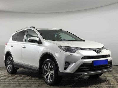 Toyota RAV4, 2.0 л, CVT, 2019 фото 5