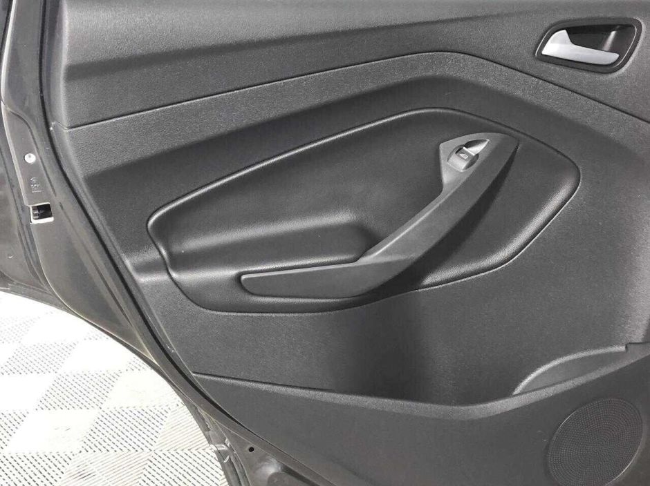 Ford Kuga, 1.5 л, АТ, 2017 фото 2