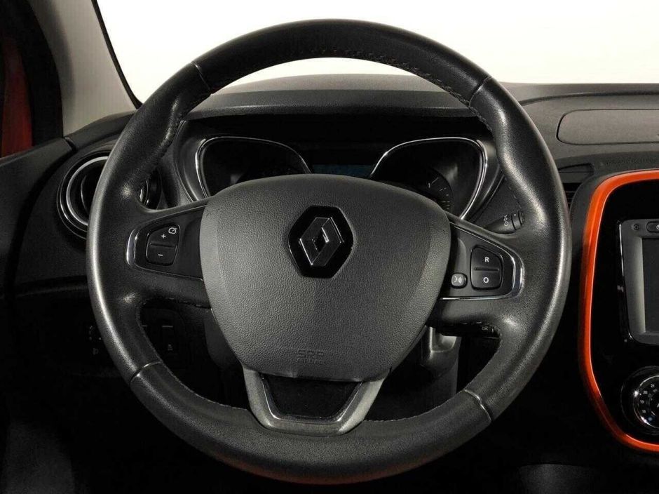 Renault Kaptur, 2.0 л, АТ, 2016 фото 10