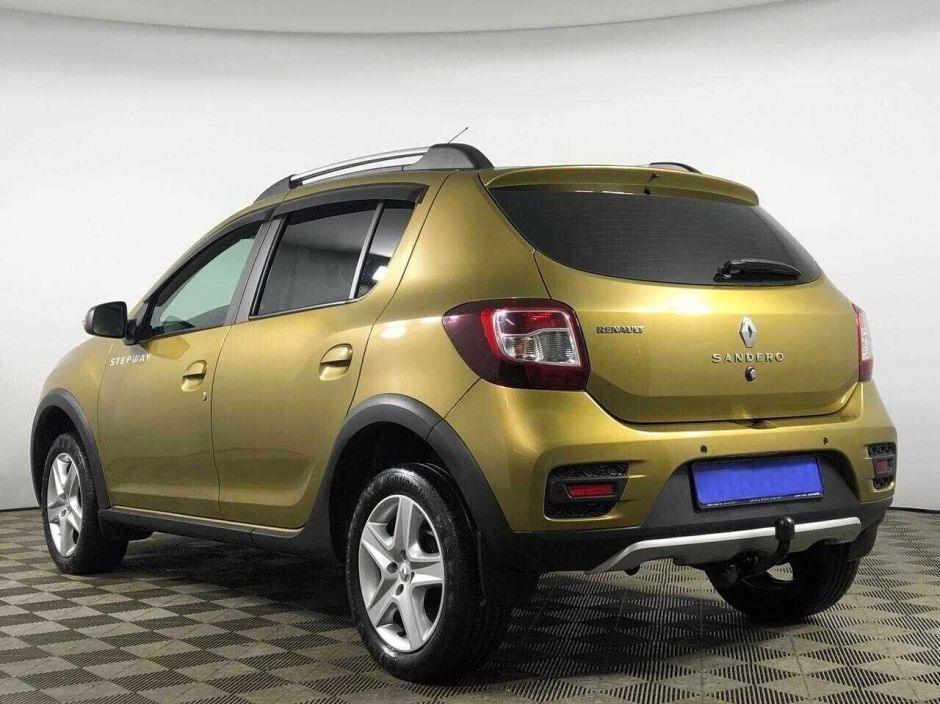 Renault Sandero, 1.6 л, АТ, 2016 фото 6