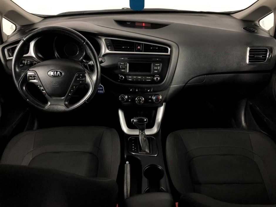 Kia Ceed, 1.6 л, АТ, 2018 фото 9