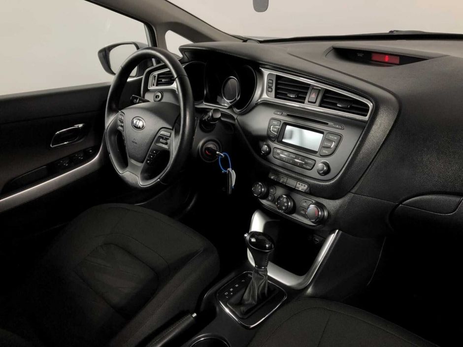 Kia Ceed, 1.6 л, АТ, 2017 фото 11