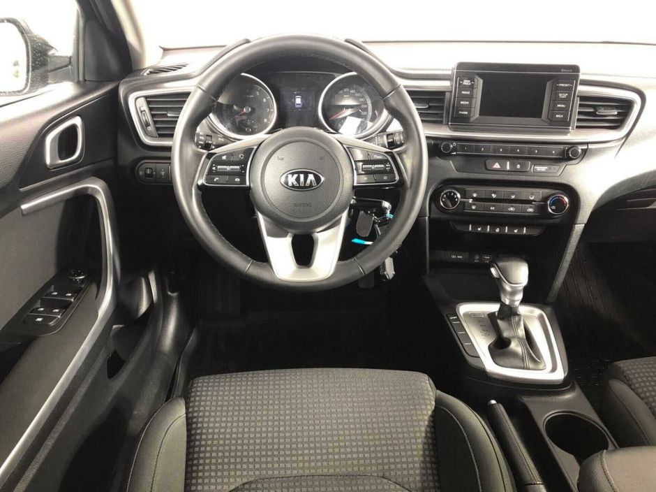 Kia Ceed, 1.6 л, АТ, 2019 фото 9