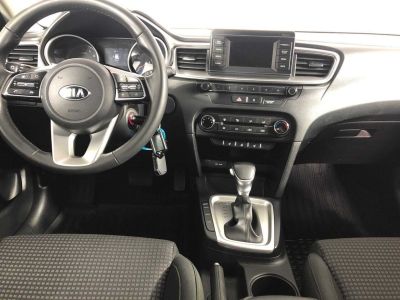 Kia Ceed, 1.6 л, АКПП, 2019 фото 11