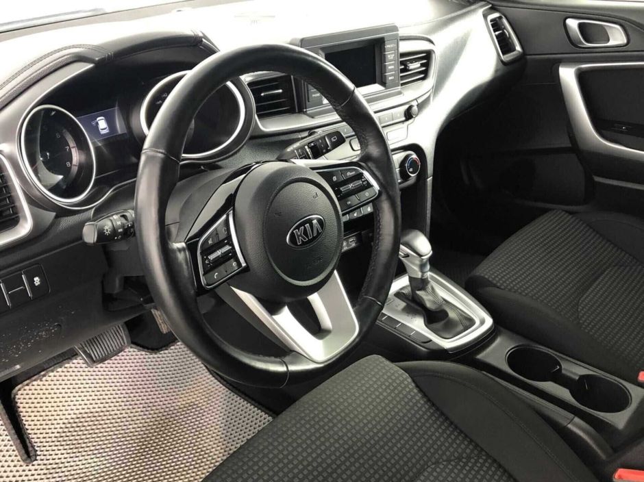 Kia Ceed, 1.6 л, АТ, 2018 фото 5
