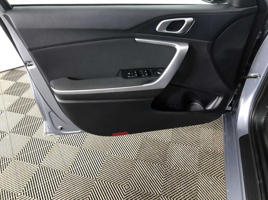 Kia Ceed, 1.6 л, АТ, 2018 фото 2