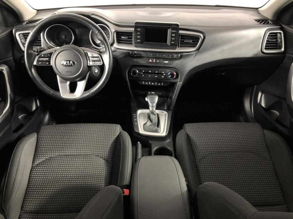 Kia Ceed, 1.6 л, АТ, 2019 фото 5