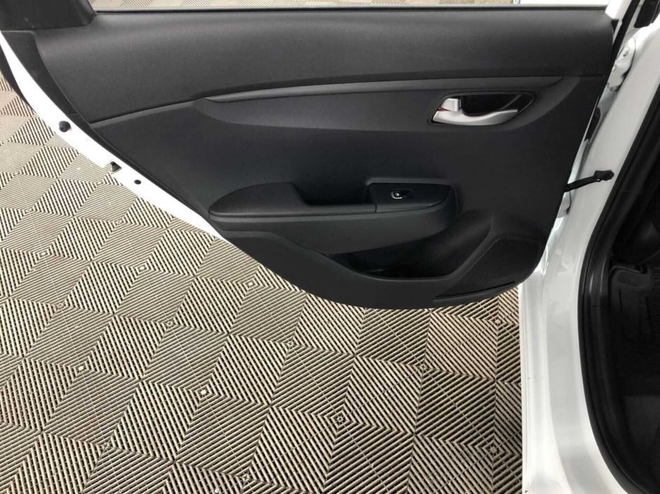 Kia Rio, 1.6 л, МТ, 2019 фото 2