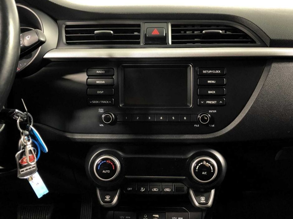 Kia Rio, 1.6 л, АТ, 2019 фото 9