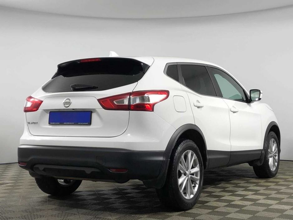 Nissan Qashqai, 2.0 л, Вариатор, 2018 фото 4