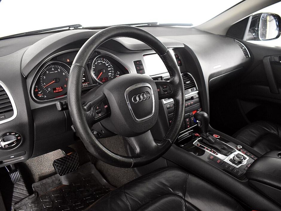Audi Q7, 3.6 л, АТ, 2009 фото 8