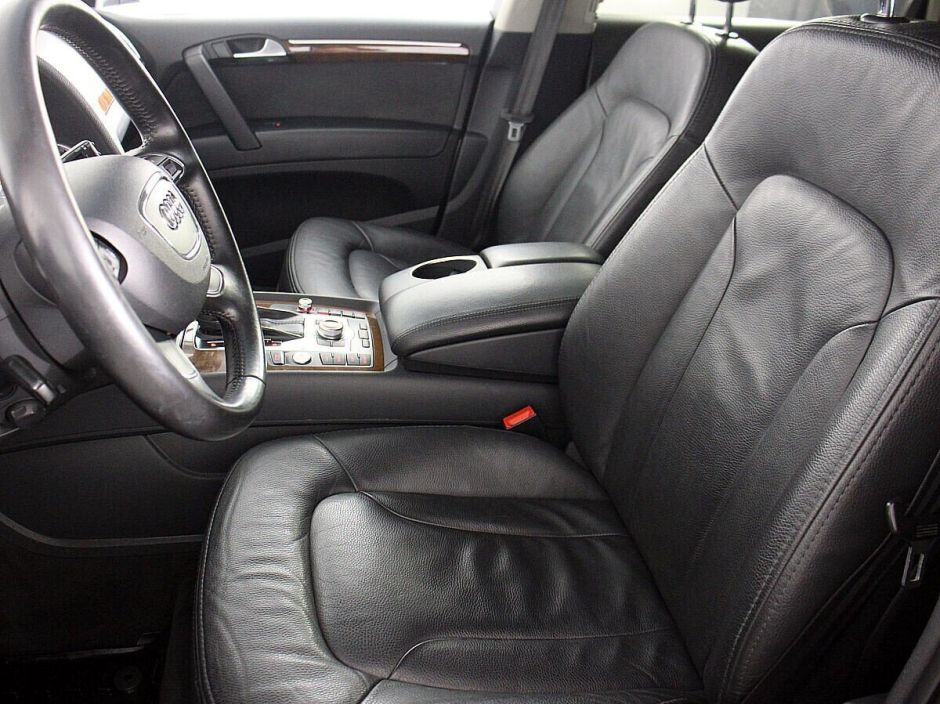 Audi Q7, 3.0 л, АТ, 2011 фото 7