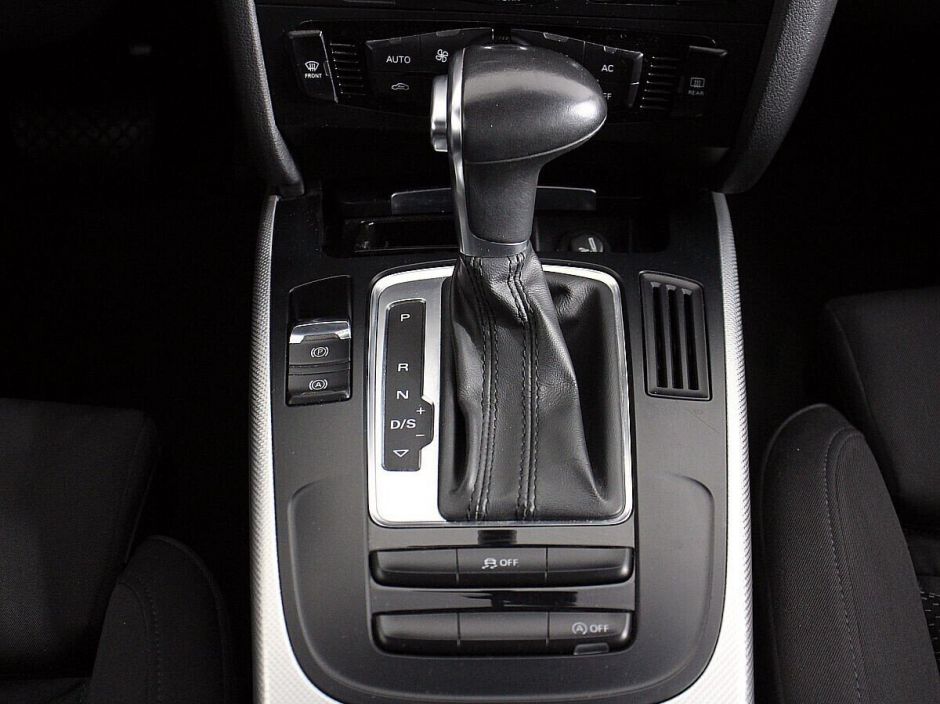 Audi A5, 1.8 л, Вариатор, 2013 фото 2