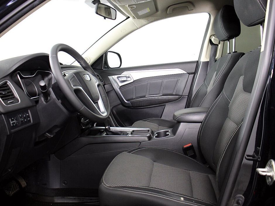 Geely Emgrand X7, 2.0 л, АТ, 2019 фото 5
