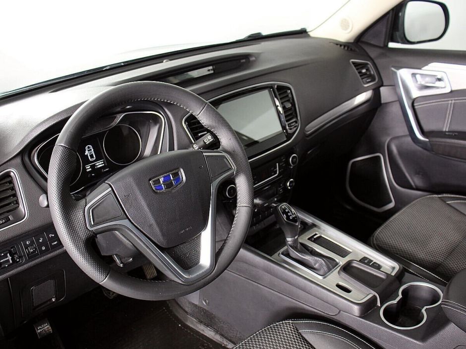 Geely Emgrand X7, 2.0 л, АТ, 2019 фото 6
