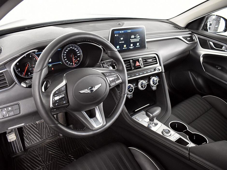 Genesis G70, 2.0 л, АТ, 2019 фото 6