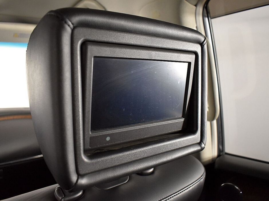 Infiniti QX56, 5.6 л, АТ, 2011 фото 2