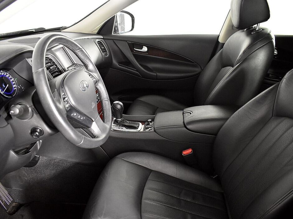 Infiniti QX50, 2.5 л, АТ, 2015 фото 5