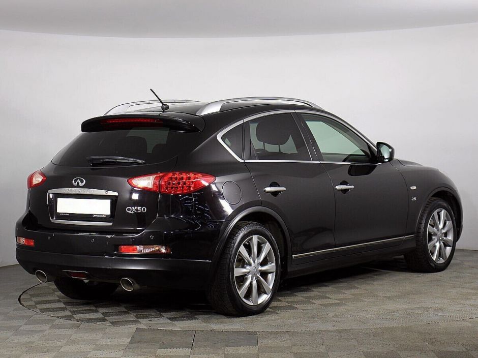 Infiniti QX50, 2.5 л, АТ, 2015 фото 4
