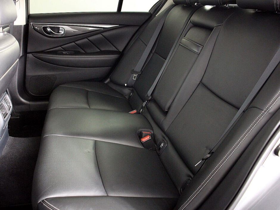 Infiniti Q50, 2.0 л, АТ, 2016 фото 1